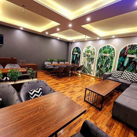 Motorway Majesty Suites Islamabad - Near Islamabad International Airport And Motorway ภายนอก รูปภาพ