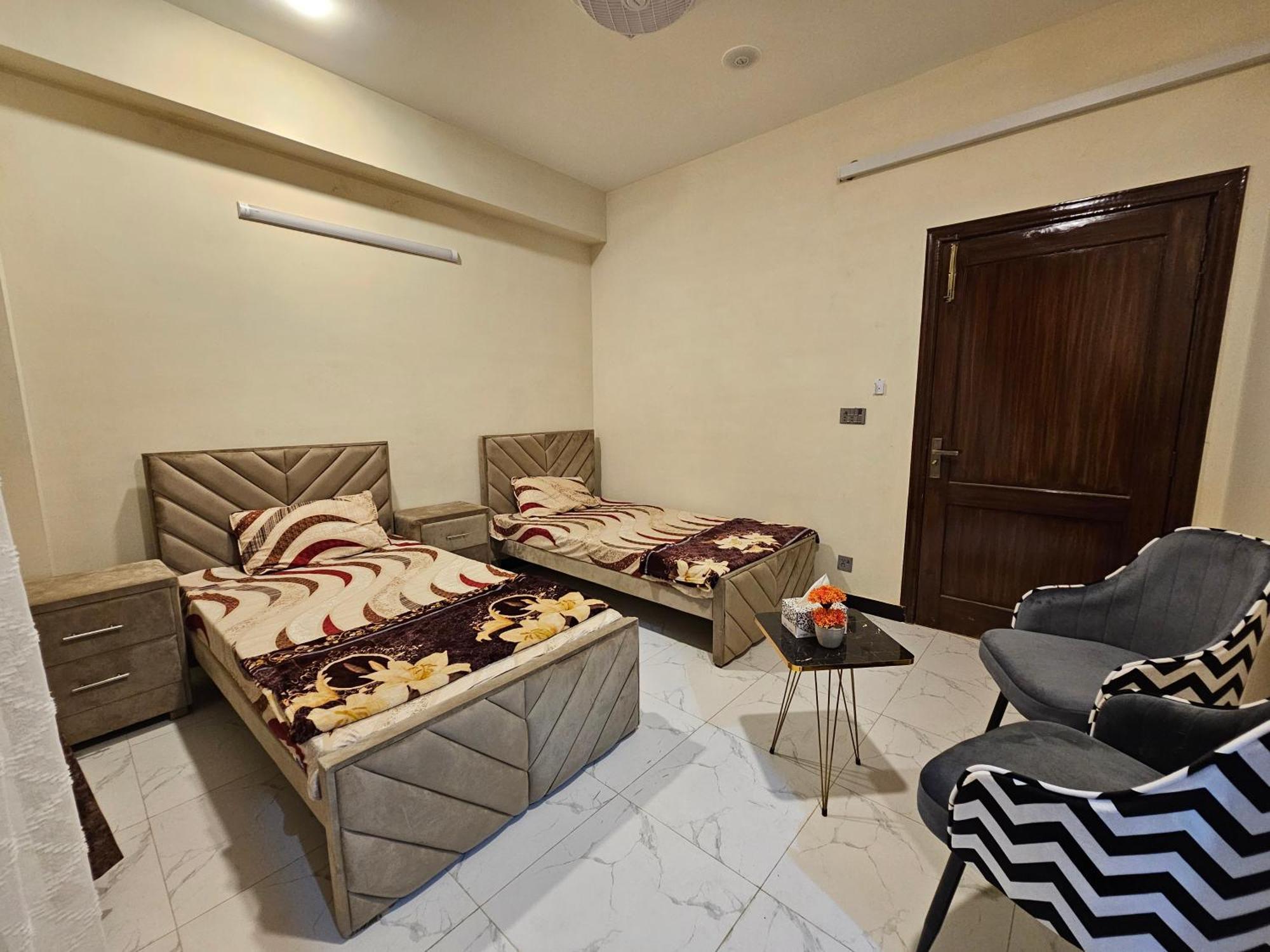 Motorway Majesty Suites Islamabad - Near Islamabad International Airport And Motorway ห้อง รูปภาพ