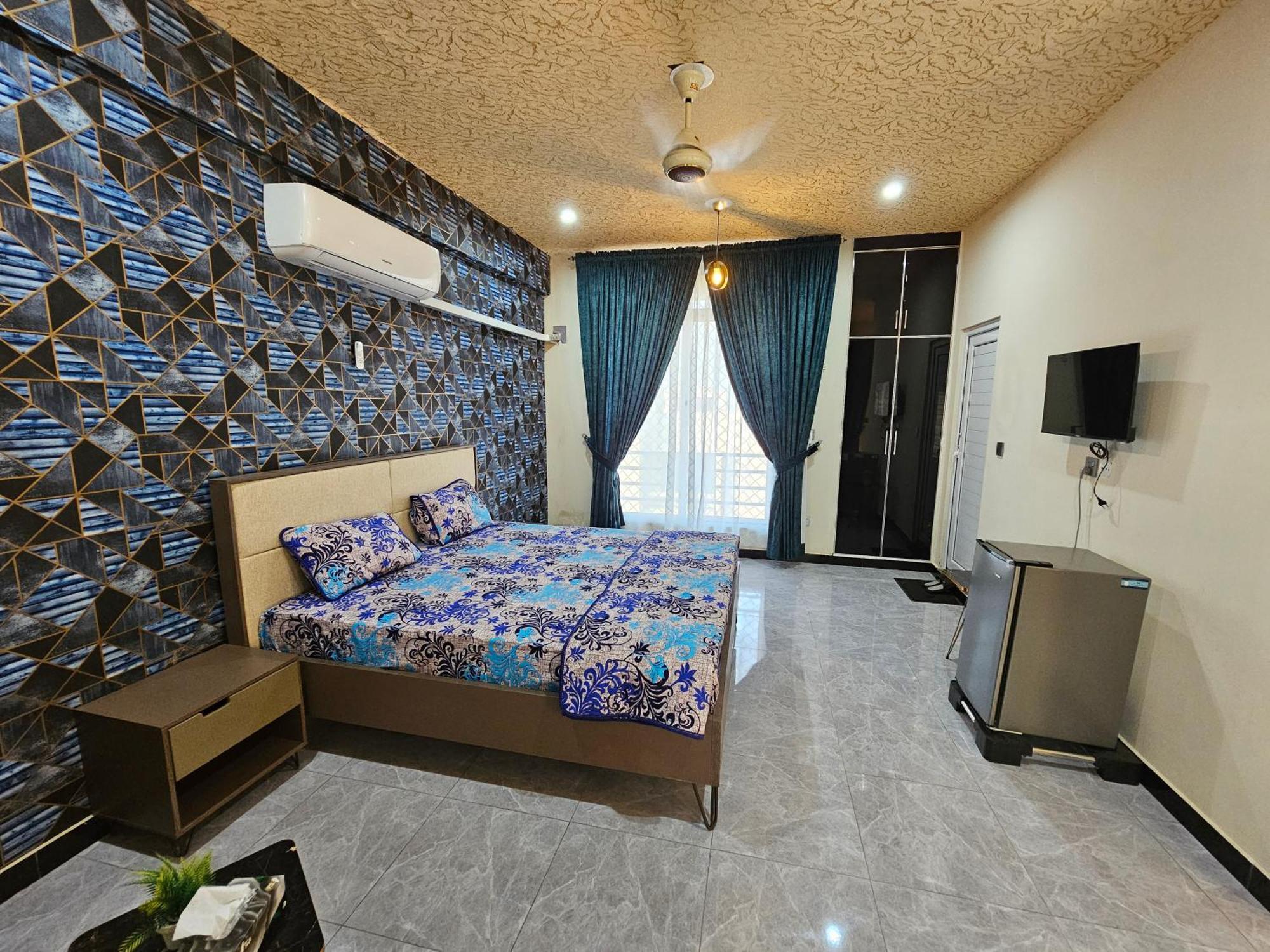 Motorway Majesty Suites Islamabad - Near Islamabad International Airport And Motorway ห้อง รูปภาพ